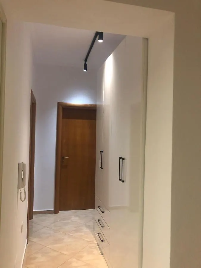 Jon'S View Home Vlore 0*,